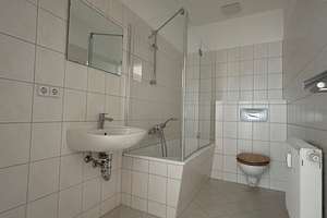 ** charmante 2-Raum-Whg mit Wannenbad ** – Reineckerstraße 52, 9126 Gablenz, Chemnitz – Vorschaubild 6
