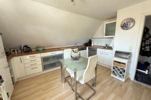 vermietete 2-Zimmer-Dachgeschoss – Die vollständige Adresse der Immobilie erhältst du vom Anbieter., 86179 Haunstetten-Süd, Augsburg – Vorschaubild 3