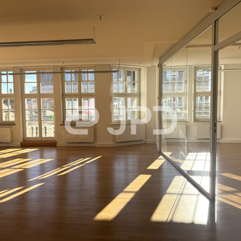 JPD - Traditionelle Büroflächen in der Fußgängerzone