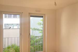 Balkon-2-Zimmer-Terrassenwohnung mit moderner Küche in Frankfurt – 60329 Bahnhofsviertel, Frankfurt am Main – Vorschaubild 6