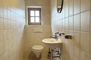 Viel Platz und viel mehr Optionen!
Charmantes Zweifamilienhaus am beliebten Hofberg nahe dem Zentru – Landshut – Vorschaubild 10