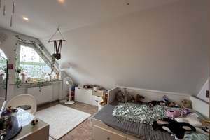 Großzügige Maisonette-Wohnung mit zwei Balkonen und zwei Stellplätzen – Die vollständige Adresse der Immobilie erhältst du vom Anbieter., 44379 Marten, Dortmund – Vorschaubild 11