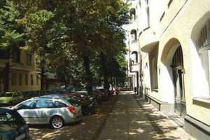 Möblierte 3 Zimmer EG Wg, rechts v Kudamm mit Gartenzugang  – katharinen str 21, 10711 Halensee, Berlin – Vorschaubild 1