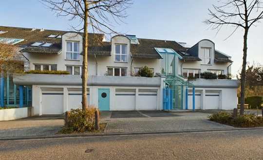 Charmante Galeriewohnung mit Dachterrasse in top Wohnlage