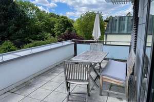 Lichtdurchflutete Dachgeschoss Wohnung - 4 Zimmer mit Terrasse – 80807 Milbertshofen, München – Vorschaubild 12