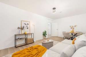 Bezugsfrei | energetisch sanierte 2-Zimmer-Wohnung mit Balkon & TG – Iltisstraße 150, 50825 Neuehrenfeld, Köln – Vorschaubild 4