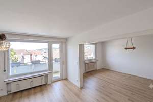 2 Balkone & 4 Zimmer - frisch sanierte Wohnung sucht neuen Mieter