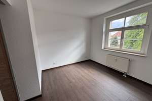 3- Zimmer-Wohnung mit Balkon in Dresden-Tolkewitz – Lewickistraße 30, 1279 Tolkewitz/Seidnitz-Nord, Dresden – Vorschaubild 4