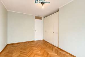 Geräumige Familienwohnung- 4 Zimmer, 2 Terrassen, 127m² – Die vollständige Adresse der Immobilie erhältst du vom Anbieter., 70597 Hoffeld, Stuttgart – Vorschaubild 4