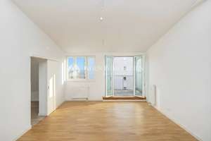 2021 gebaut! 2,5-Zi. DG-Whg: 30qm Wohnraum, Süd-Balkon und EBK! – Trützschlerstr. 12, 12487 Johannisthal, Berlin – Vorschaubild 3
