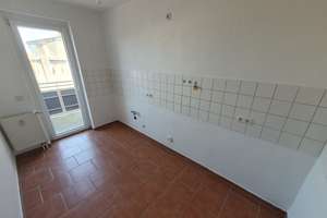 *Familiäre und zentrale Wohnung mit Balkon und Tageslichtbad* – Olvenstedter Straße 32, 39108 Stadtfeld Ost, Magdeburg – Vorschaubild 13