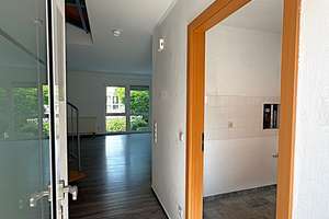 3-ZKB Maisonette-Wohnung mit Dachterrasse und Stellplatz – Am Krenzelsberg 122, 66115 Burbach, Saarbrücken – Vorschaubild 2