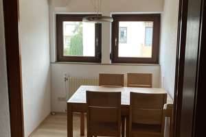 Gepflegte 3,5-Zimmer-Wohnung mit Balkon und EBK in Fellbach – Die vollständige Adresse der Immobilie erhältst du vom Anbieter., 70374 Fellbach – Vorschaubild 3