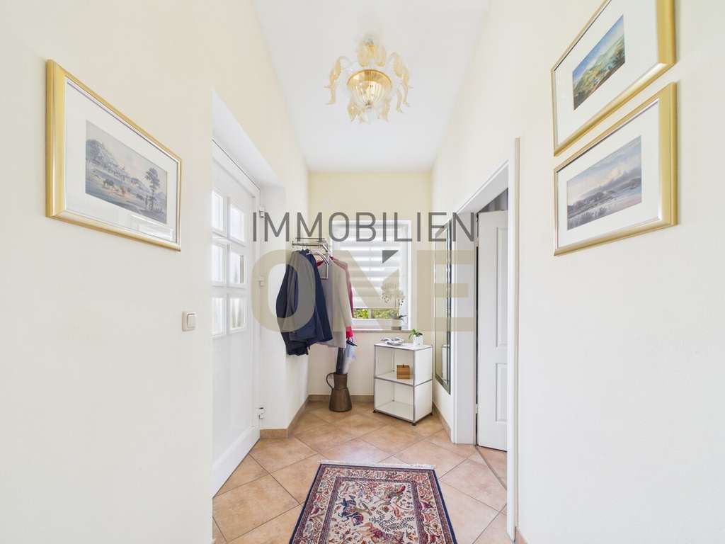 Immobilie in Donaustauf - Großzügiges und hochwertiges Zuhause mit viel Privatsphäre in Donaustauf - Bild 1