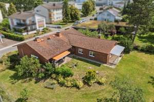 Großzügiges Einfamilienhaus mit Einliegerwohnung in gefragter Lage von Hungen! – Die vollständige Adresse der Immobilie erhältst du vom Anbieter., 35410 Hungen – Vorschaubild 2