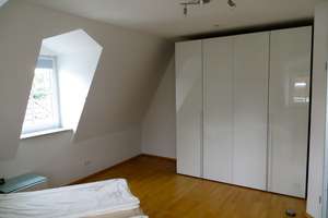 exclusive Dachgeschosswohnung mit Galerie in Bestlage Waldtrudering – von-Gravenreuth-Str. 8, 81827 Waldtrudering, München – Vorschaubild 9