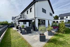 TRAUMHAFT - IN JEDER HINSICHT!
Einfamilienhaus – Bröler Garten 5, 51545 Oberbergischer Kreis – Vorschaubild 1