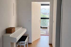 Helle 2 Zimmer Wohnung mit Balkon – Stephan-Lochner-Straße 13, 80686 Land in Sonne, München – Vorschaubild 4