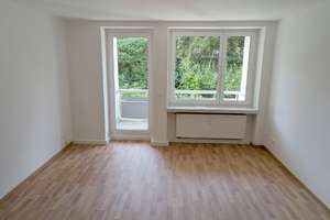 Südvorstadt - ruhige Seitenstraße: frisch renovierte 3-Zi.-Wohnung mit Balkon – Geinitzstraße 3b, 1217 Südvorstadt-Ost, Dresden – Vorschaubild 4