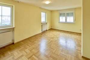 Gepflegtes 5-Zimmer-Einfamilienhaus mit Doppelgarage und 4 Stellplätzen! – Die vollständige Adresse der Immobilie erhältst du vom Anbieter., 89367 Waldstetten – Vorschaubild 1