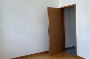 Schöne Dreiraumwohnung mit EBK – Auguste-Schmidt-Straße 22, 4103 Zentrum-Südost, Leipzig – Vorschaubild 5