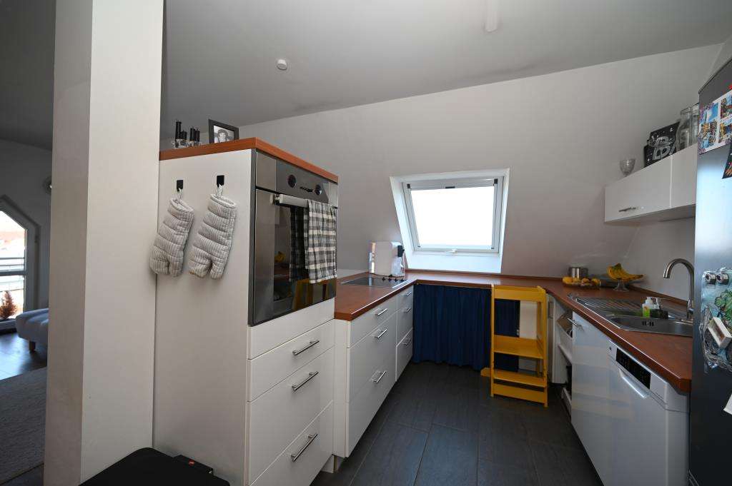 Immobilie in Berg b.Neumarkt i.d.OPf. - Seltene Gelegenheit!
Schöne 4,5-Zi.-Whg. zur Kapitalanlage!   
     Berg- Zentrum - Bild 4