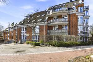 Attraktive, vermietete Eigentumswohnung in Hamburg-Niendorf mit Balkon