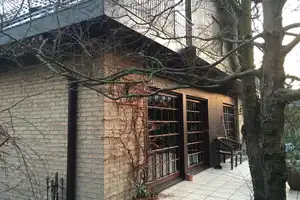 freistehendes Einfamilienhaus (inkl. EBK) auf ruhigem Sonnengrundstück – Berlin – Vorschaubild 1