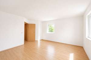 Gepflegtes Reihenendhaus in Franz. Buchholz! 4,5 Zimmer, 2x Bad, Garten, Stellplatz uvm. – Vienweg 89, 13127 Französisch Buchholz, Berlin – Vorschaubild 5