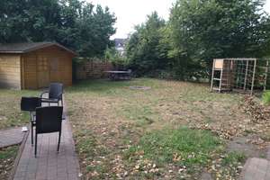 Wohnimmobilie mit neun Zimmern, Keller und Einbauküche in Alt-Homberg, Duisburg – Feldstraße 22, 47198 Alt-Homberg, Duisburg – Vorschaubild 12