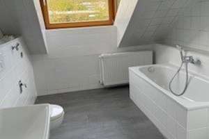 Helle 2,5-Zimmer Wohnung inkl.  Einbauküche in Bielefeld-Brackwede – Arnsberger Straße 18, 33647 Brackwede, Bielefeld – Vorschaubild 3