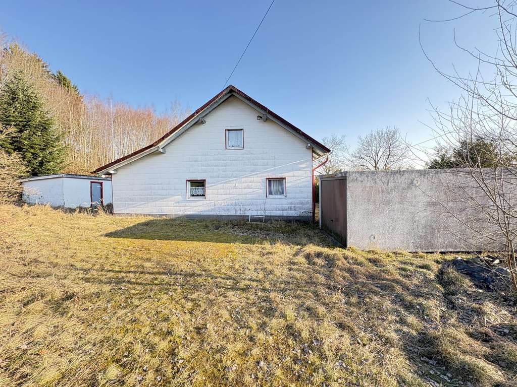 Immobilie in Vilshofen an der Donau - Sanierungsbedürftiges Häuschen in Vilshofen - Alkofen - Bild 1