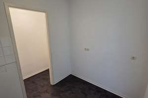 Helle 2-Zimmer-Wohnung mit Balkon und Panoramablick – Die vollständige Adresse der Immobilie erhältst du vom Anbieter., 70437 Freiberg, Stuttgart – Vorschaubild 11