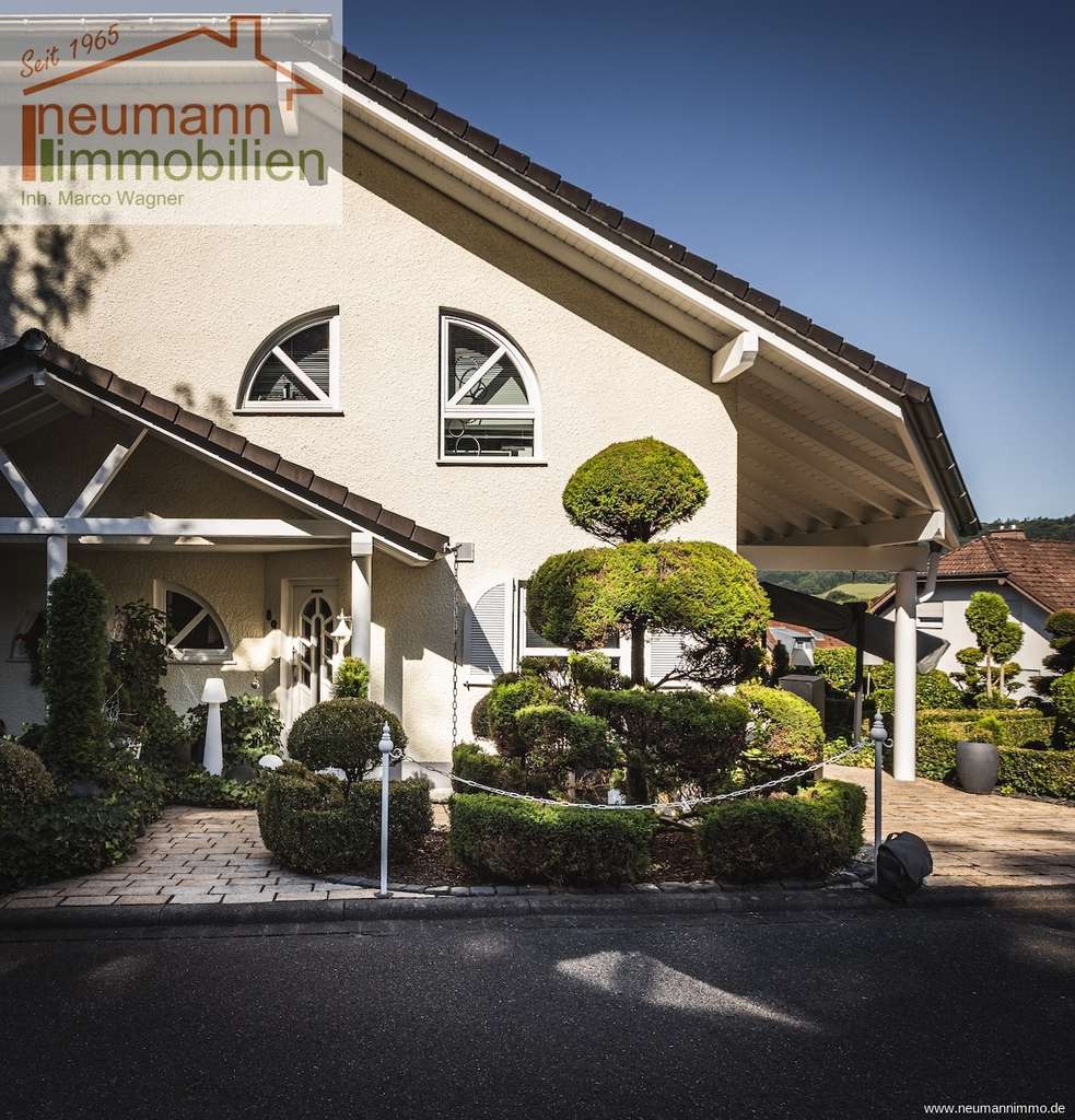 Immobilie in Roßbach - Stilvoll leben & entspannen – Moderne Doppelhaushälfte mit traumhaftem Ausblick - Bild 4