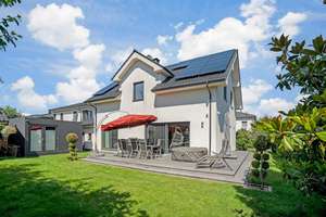 Exklusives Einfamilienhaus in Bestlage von Berlin-Rudow – moderne Technik trifft Familienidylle – Die vollständige Adresse der Immobilie erhältst du vom Anbieter., 12355 Rudow, Berlin – Vorschaubild 19