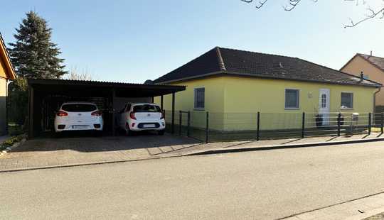 Bild von Modernes Einfamilienhaus im Bungalowstil im Heidedorf Letzlingen