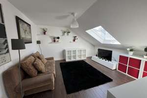 Modern möblierte 2 Zimmer Wohnung in Stuttgart West – Kornbergstraße 17, 70176 Rosenberg, Stuttgart – Vorschaubild 2
