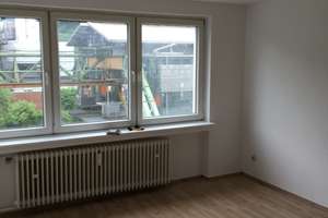 Geräumige, renovierte 1-Zimmer-Wohnung zur Miete in Wuppertal – Friedrich-Ebert-Straße 222, 42117 Elberfeld West, Wuppertal – Vorschaubild 4