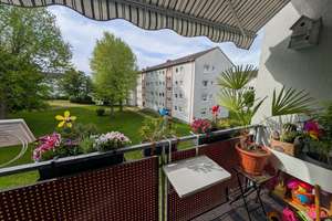 Sindelfingen-Goldberg: schicke 2-Zimmer-Wohnung mit Südbalkon – Die vollständige Adresse der Immobilie erhältst du vom Anbieter., 71065 Sindelfingen – Vorschaubild 1