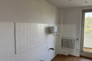 Penthouse Wohnung 2-Zimmer ggf.  (3-Zimmer ggf. möglich) mit traumhaftem Blick – Klosterstraße 92, 40211 Düsseldorf – Vorschaubild 6