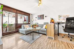 MITTEQUARTIER - Helle 2,5-Zimmer-Wohnung mit 3 Balkonen und Tiefgaragenstellplatz in Stuttgart-Mitte – Die vollständige Adresse der Immobilie erhältst du vom Anbieter., 70174 Neue Vorstadt, Stuttgart – Vorschaubild 4
