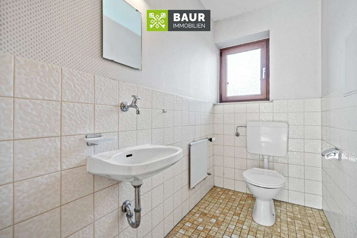 Immobilie in Rot an der Rot - 360°|Viel Platz für Ihre Wohnideen–Einfamilienhaus mit großem Grundstück in Ellwangen (Rot an der Ro - Bild 9