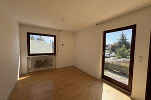 Wohnen auf zwei Ebenen: Moderne 5,5 Zim.-Maisonette mit Balkon und Terrasse – Die vollständige Adresse der Immobilie erhältst du vom Anbieter., 70567 Möhringen-Süd, Stuttgart – Vorschaubild 10
