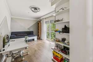 Kampa Traumhaus in Potsdam – 8 Zimmer, großer Garten, Garage, Fussbodenheizung & Energieeffizienz A+ – Die vollständige Adresse der Immobilie erhältst du vom Anbieter., 14476 Groß Glienicke, Potsdam – Vorschaubild 22