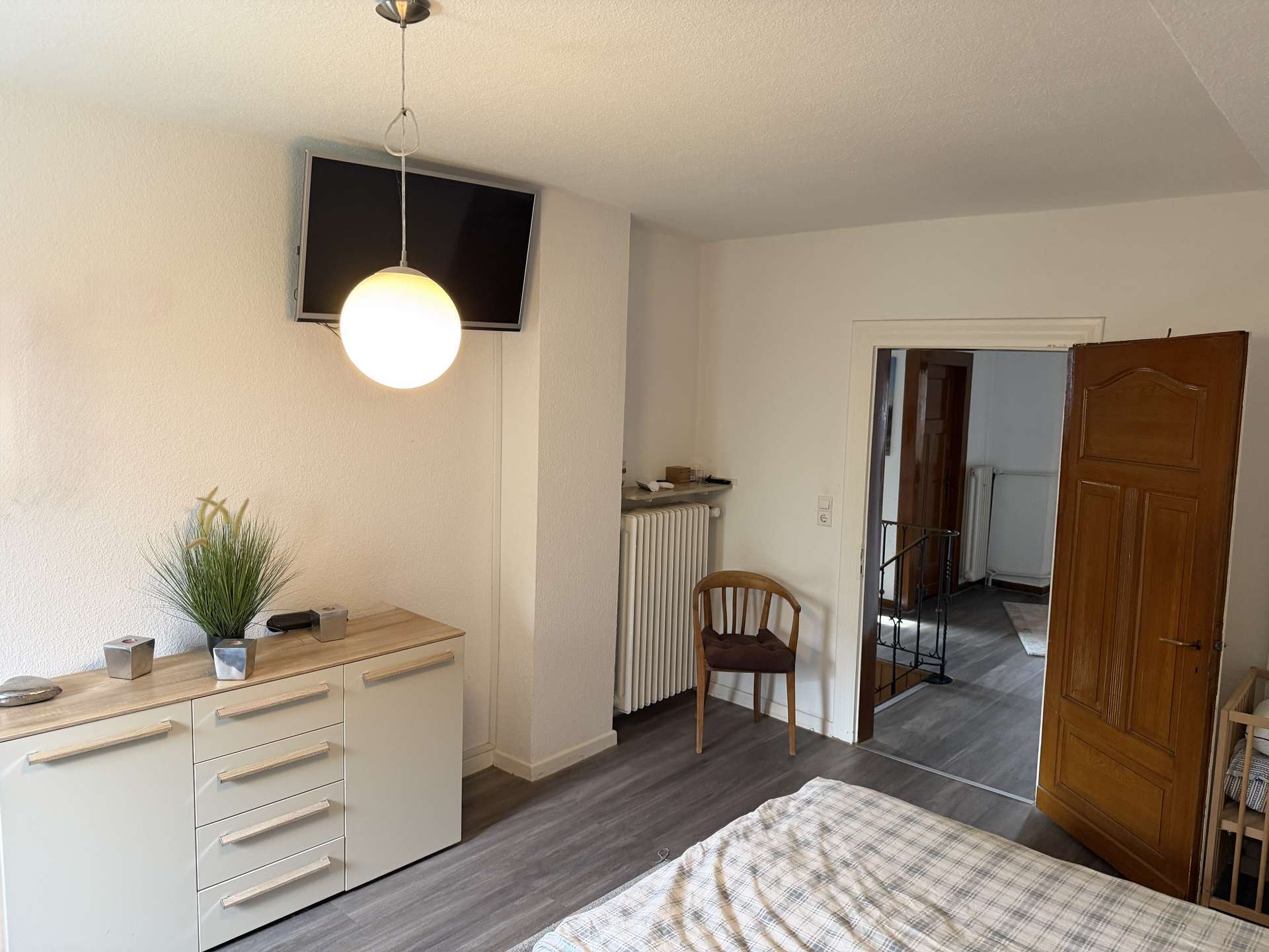 Immobilie in Schermbeck - Stilvoll modernisiertes Einfamilienhaus mit separatem Praxisbereich und großem Garten! - Bild 13