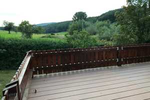 Einfamilienhaus mit 4 Zimmern, EBK, große Holzterrasse und großem Garten in schöner, ruhigen Lage – Kühbörncheshof 8b, 67734 Kaiserslautern (Kreis) – Vorschaubild 5