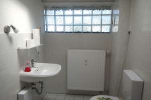 WOW...Schnuckeliges Reihenhaus...Tageslichtbad...Balkon...Terrasse...Garage auf Wunsch – Die vollständige Adresse der Immobilie erhältst du vom Anbieter., 64560 Riedstadt – Vorschaubild 9