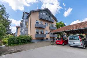 Charmante 3-Zimmer-Dachgeschosswohnung mit Balkon und Galerie – Die vollständige Adresse der Immobilie erhältst du vom Anbieter., 83533 Edling – Vorschaubild 2
