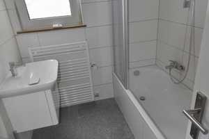 WG-taugliche 2-Zi-Wohnung mit EBK + Terrasse zu vermieten – Lütticher Strasse 22, 52064 Aachen – Vorschaubild 2