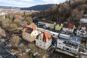 Drei-Familienhaus mit 13 Garagen inklusive Bauland
IN TUTTLINGEN – Die vollständige Adresse der Immobilie erhältst du vom Anbieter., 78532 Tuttlingen – Vorschaubild 3